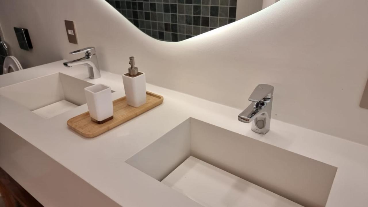 Luxo Lateral Mar Apartamento